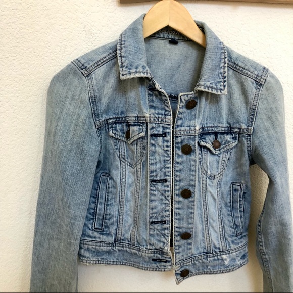 American Eagle Denim Jacket Womens Medium Distressed SPPocket Jean Blue Long Sl. - Picture 4 of 11